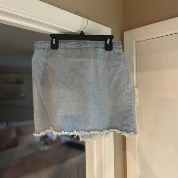 Jean Skirt - Picture 1 of 2